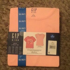 Gap t shirts size 10/12